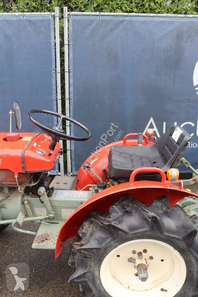 Lantbrukstraktor Yanmar YM1300