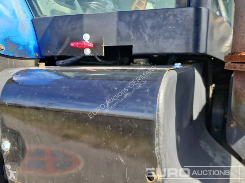 Tracteur agricole New Holland T8050