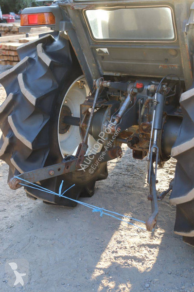 جرار زراعي Hinomoto NX320