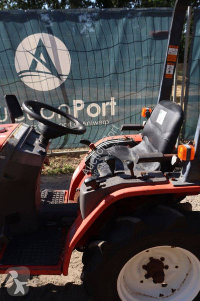 جرار زراعي Yanmar KE-40