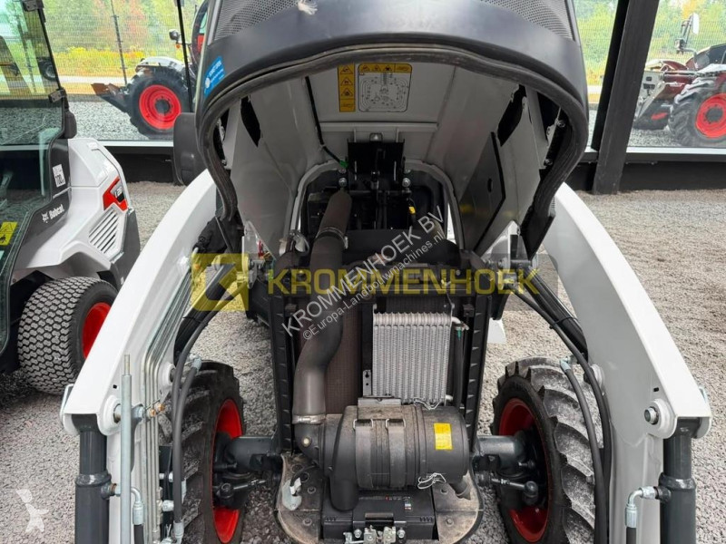 Zemědělský traktor  CT 2025 Front loader FL7