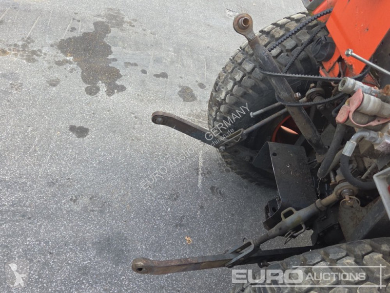 Tractor Kubota ST30