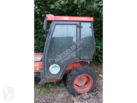 Tractor Kubota B2400D