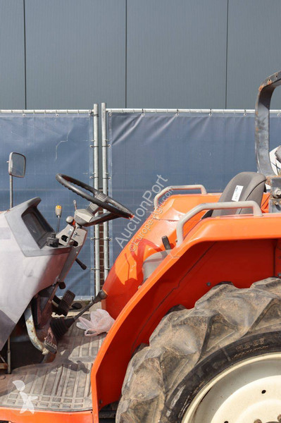 Tractor Kubota GL281 Grandel