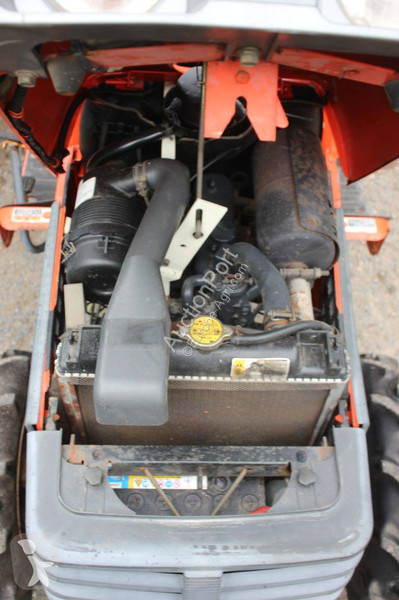 Сільськогосподарський трактор Kubota...