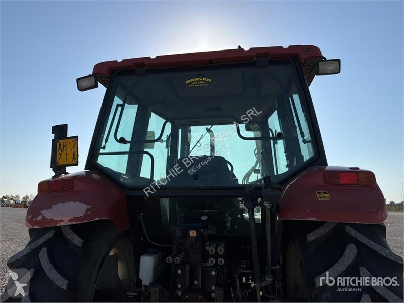 Tractor New Holland L75 4WD Tractor