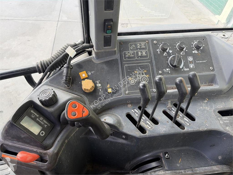 Tractor New Holland 8160
