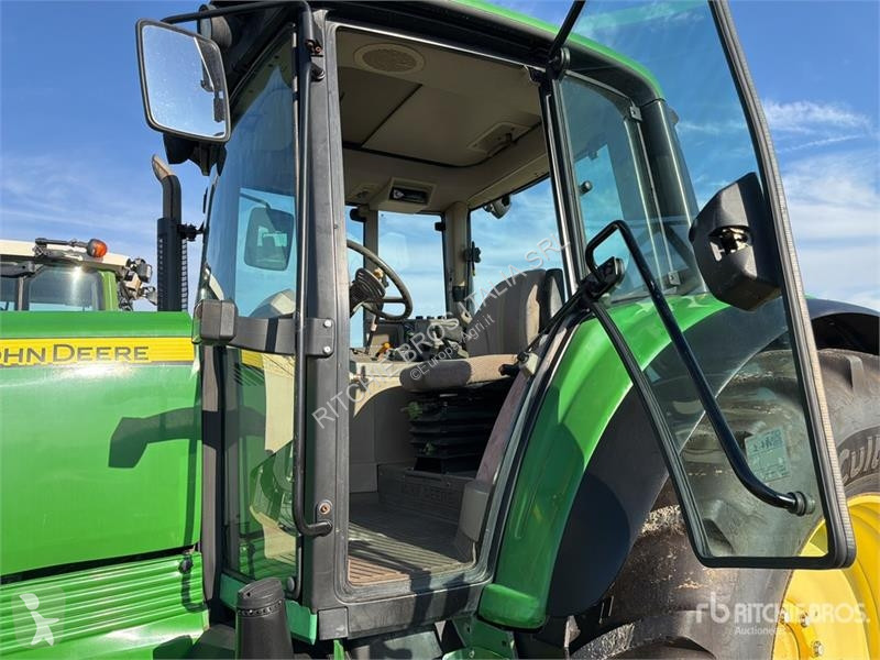 Tractor John Deere 6630 4WD Tractor