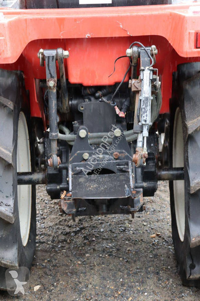 Mitsubishi MT15D tractor