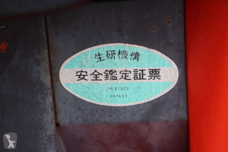 Kubota B52 tractor
