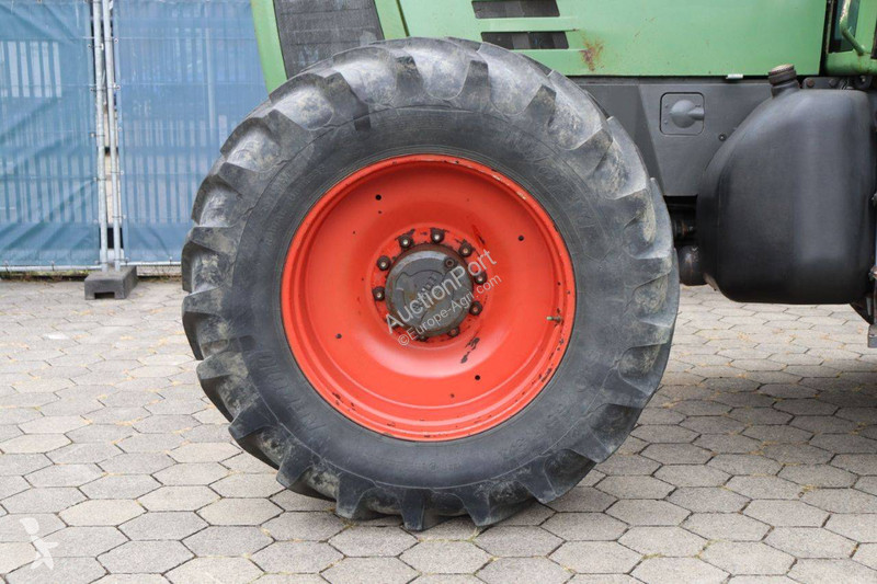 Tractor agrícola Fendt Favorit 824