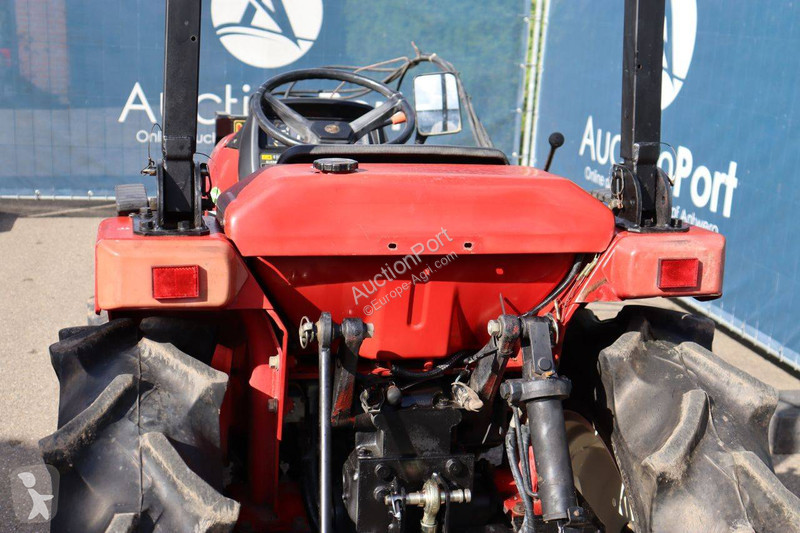 Tractor agrícola Mitsubishi MT205
