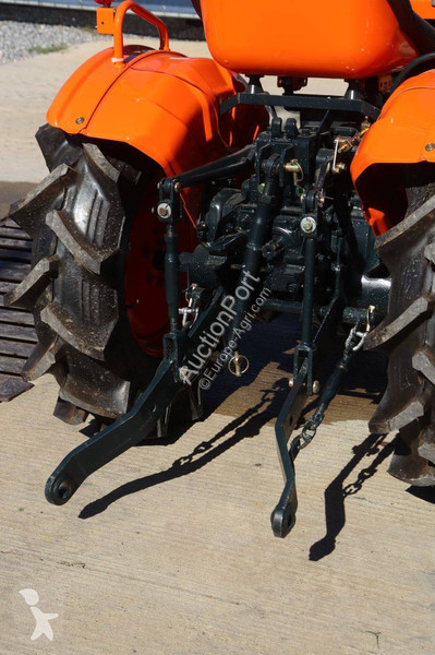Tractor agrícola Kubota B7001DT