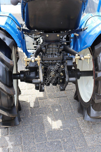 Tractor agrícola Iseki TX1510F