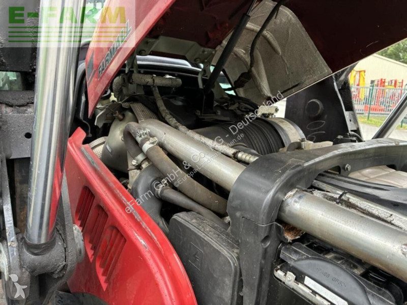 Tractor Case  farmall 105 u