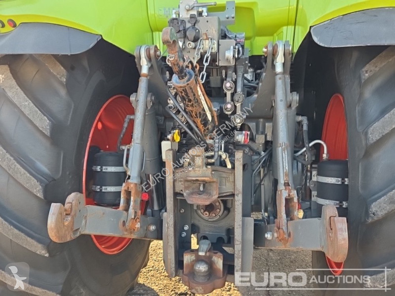 Tracteur agricole Claas Axion 830 CMATIC