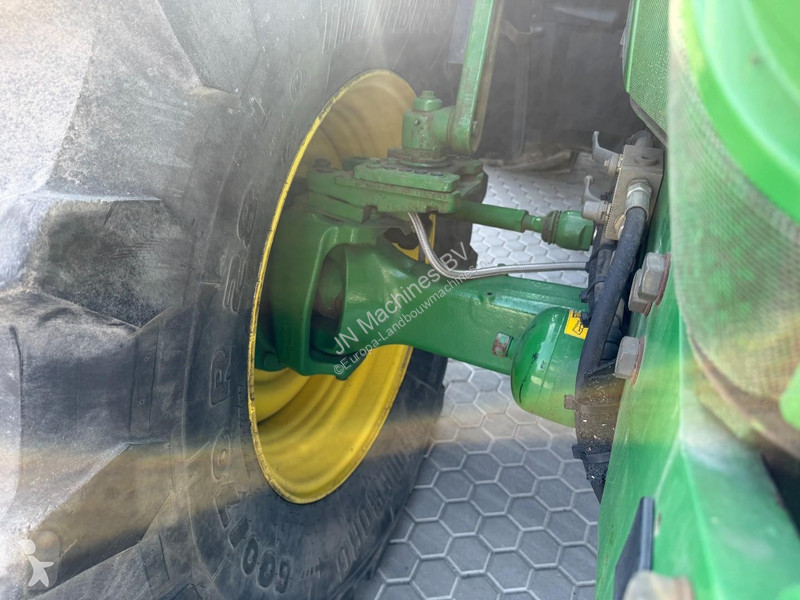 Tracteur agricole John Deere 6175R