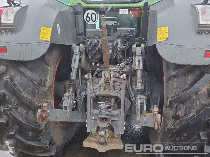 Tracteur agricole Fendt 828 VARIO PROFI PLUS