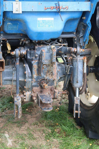 Tracteur agricole Iseki TA337F