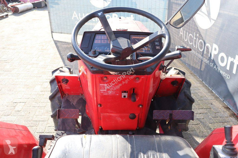 Tracteur agricole Shibaura D28F