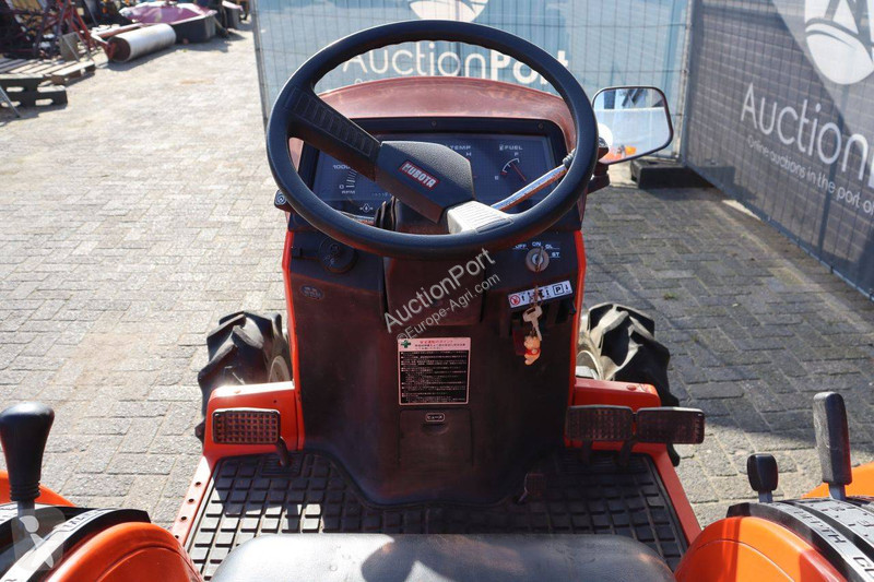 Tracteur agricole Kubota Saturn X-24