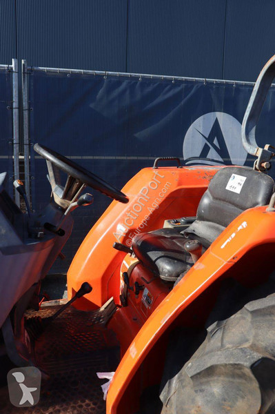 Tracteur agricole Kubota Grandel GL320