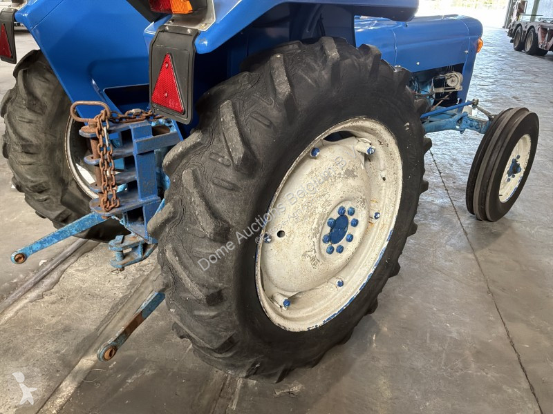 Tracteur agricole  Super Dexta