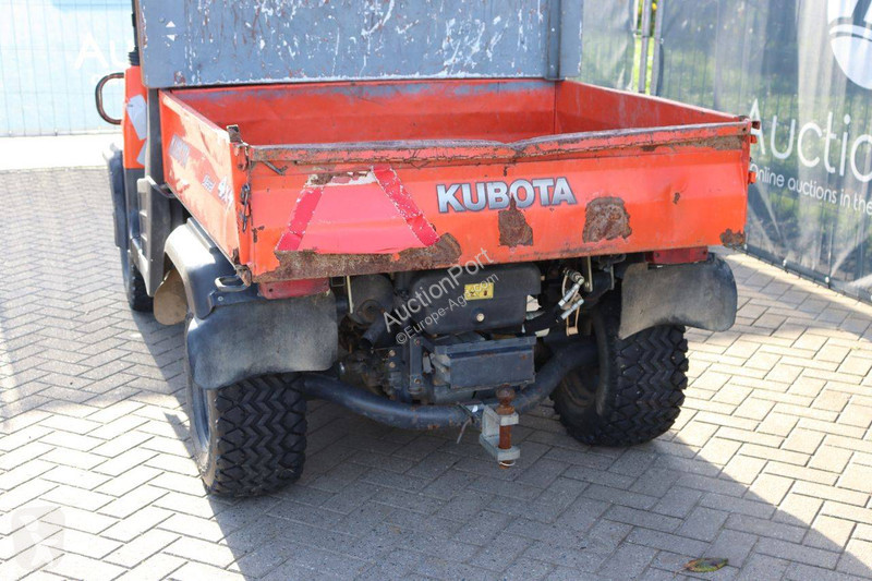 Zemědělský traktor Kubota RTV900