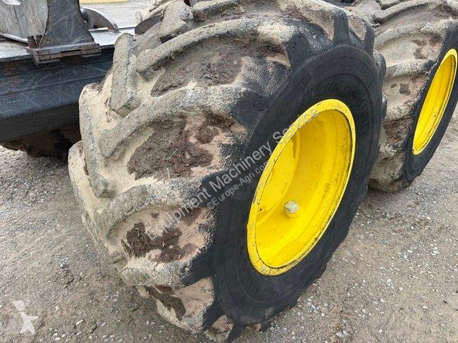 Ciągnik John Deere 1510G - CABINE TOURNANTE