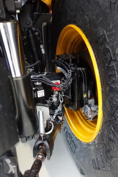 جرار زراعي JCB Icone