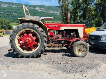 Tractor antiguo
