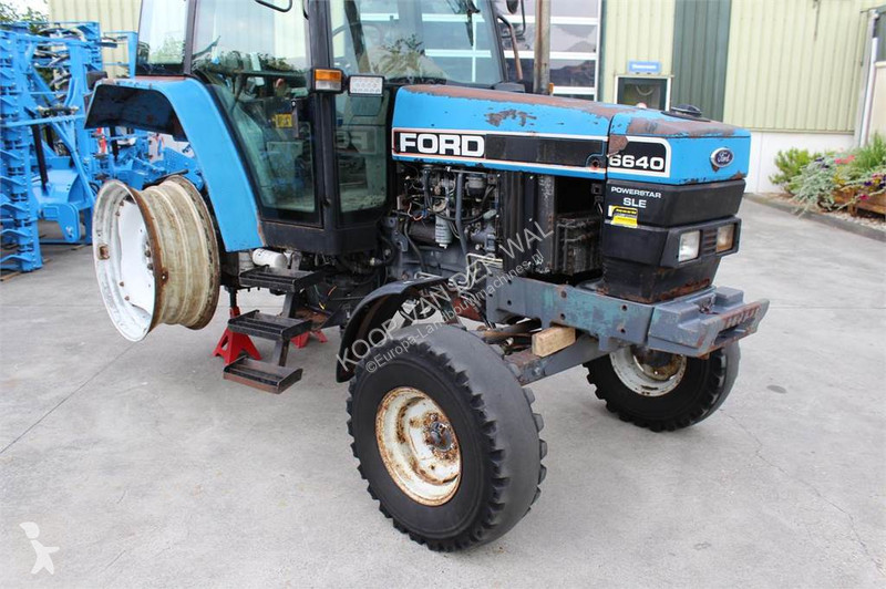 جرار زراعي Ford 6640 2W