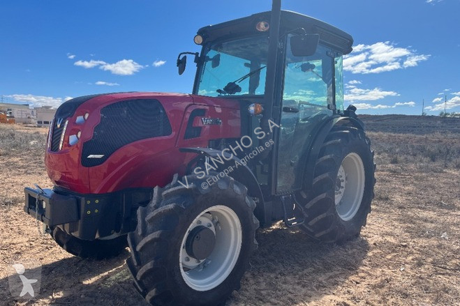Tractor Valtra F105S