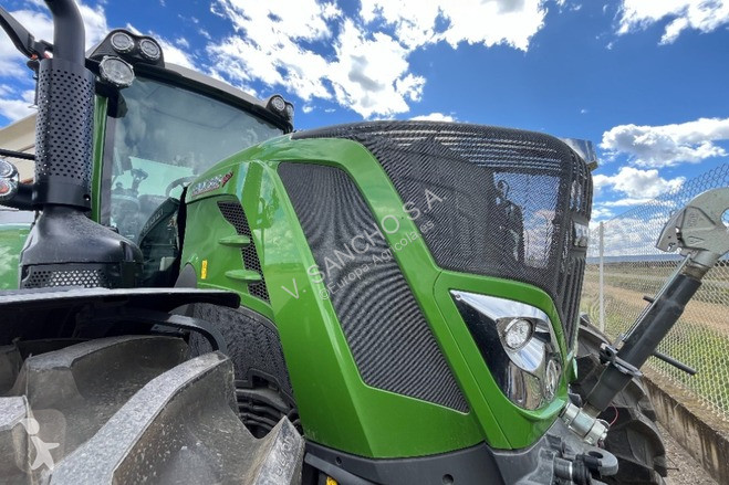 Tractor Fendt FENDT 826 VARIO S4 PROFI PLUS