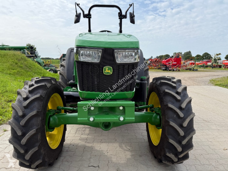 Tractor John Deere 5058E ohne Kabine