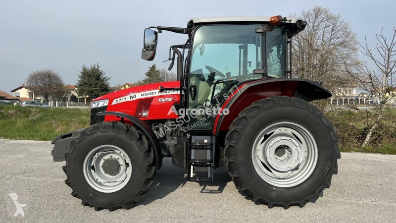 Tractor agrícola Massey Ferguson 5711 DYNA4 4X4
