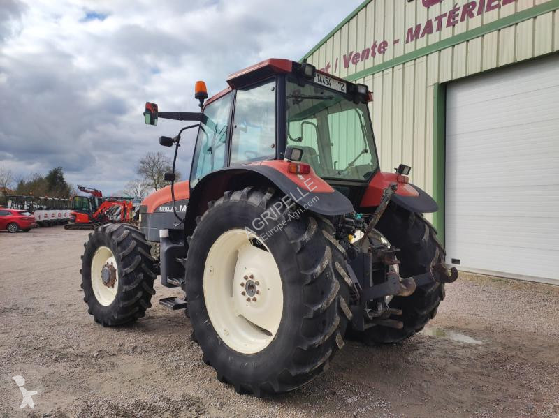 Tracteur agricole New Holland M100
