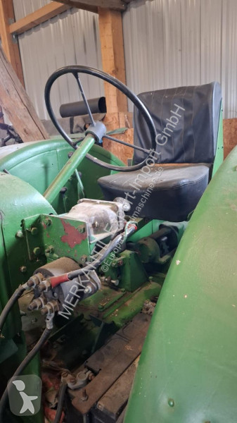 Tractor agrícola RS 04/30 mit Kremser