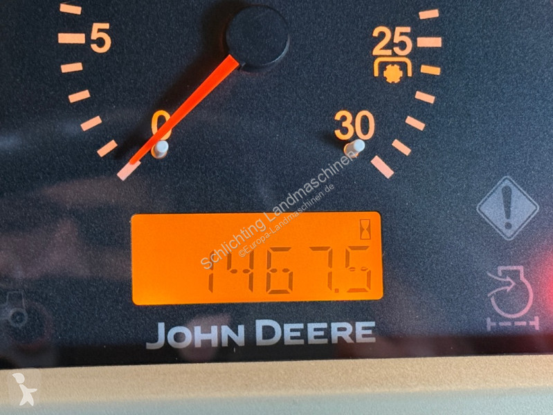 Tractor John Deere 3320
