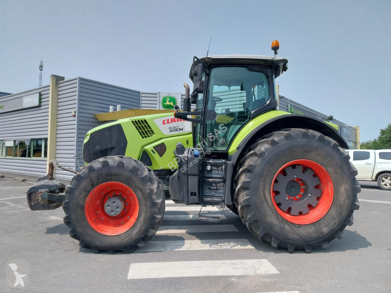 Tracteur agricole Claas