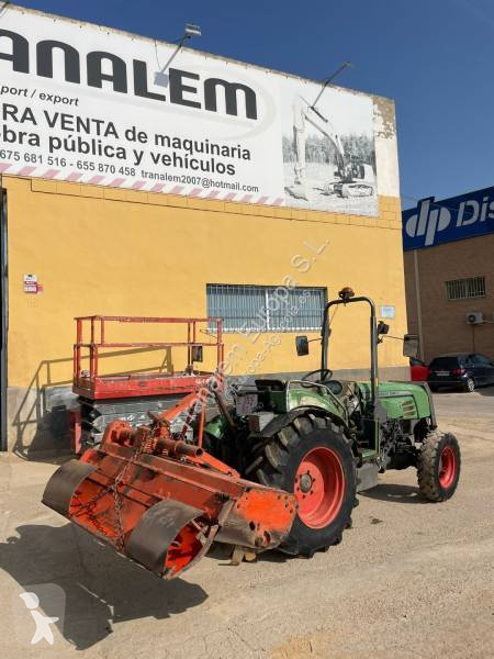 Tractor Fendt 208