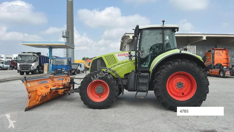 Tractor agrícola Claas Axion 810