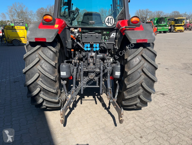 Tractor Mc Cormick T 90