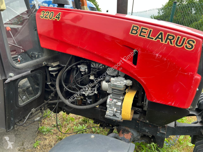 Tractor Belarus 320.4