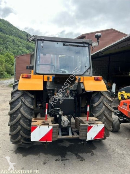 Tracteur agricole Renault CERES 95X
