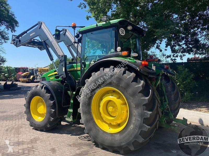 Tractor John Deere 7930