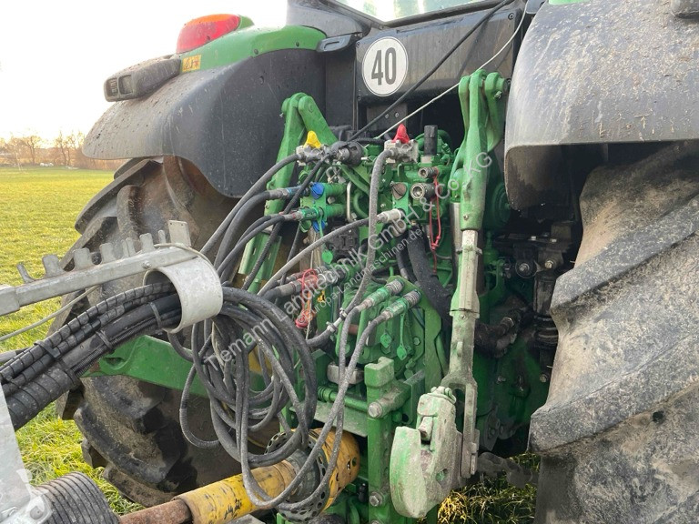 Tractor John Deere 617