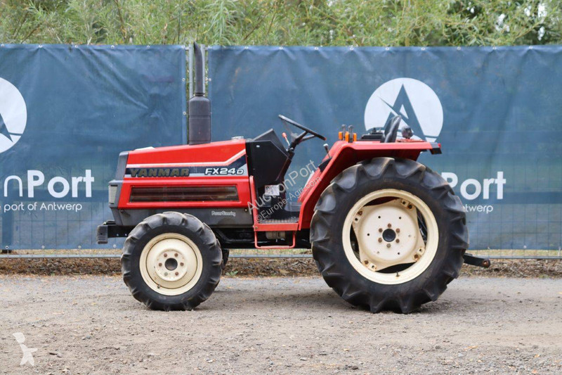 جرار زراعي Yanmar FX24D
