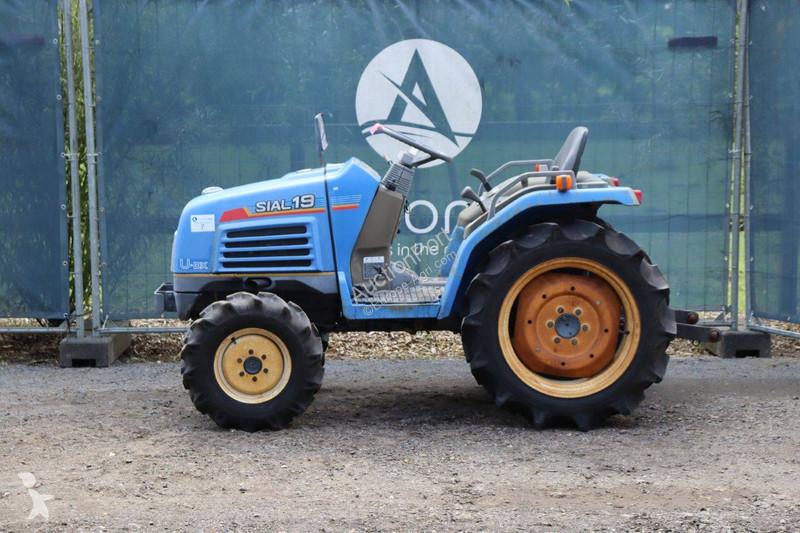 Tractor Iseki SIAL 19