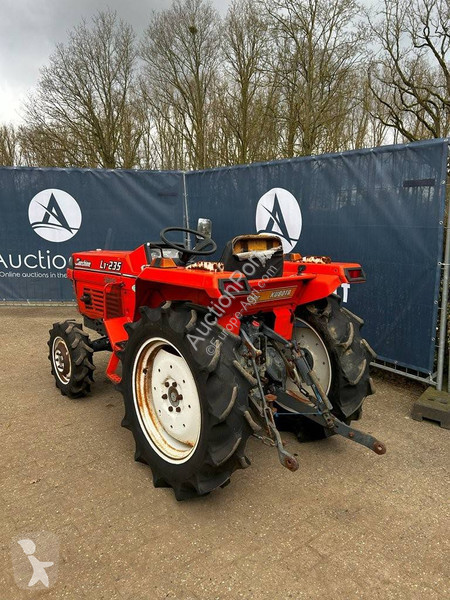 Tractor Kubota L1-235 P.S.